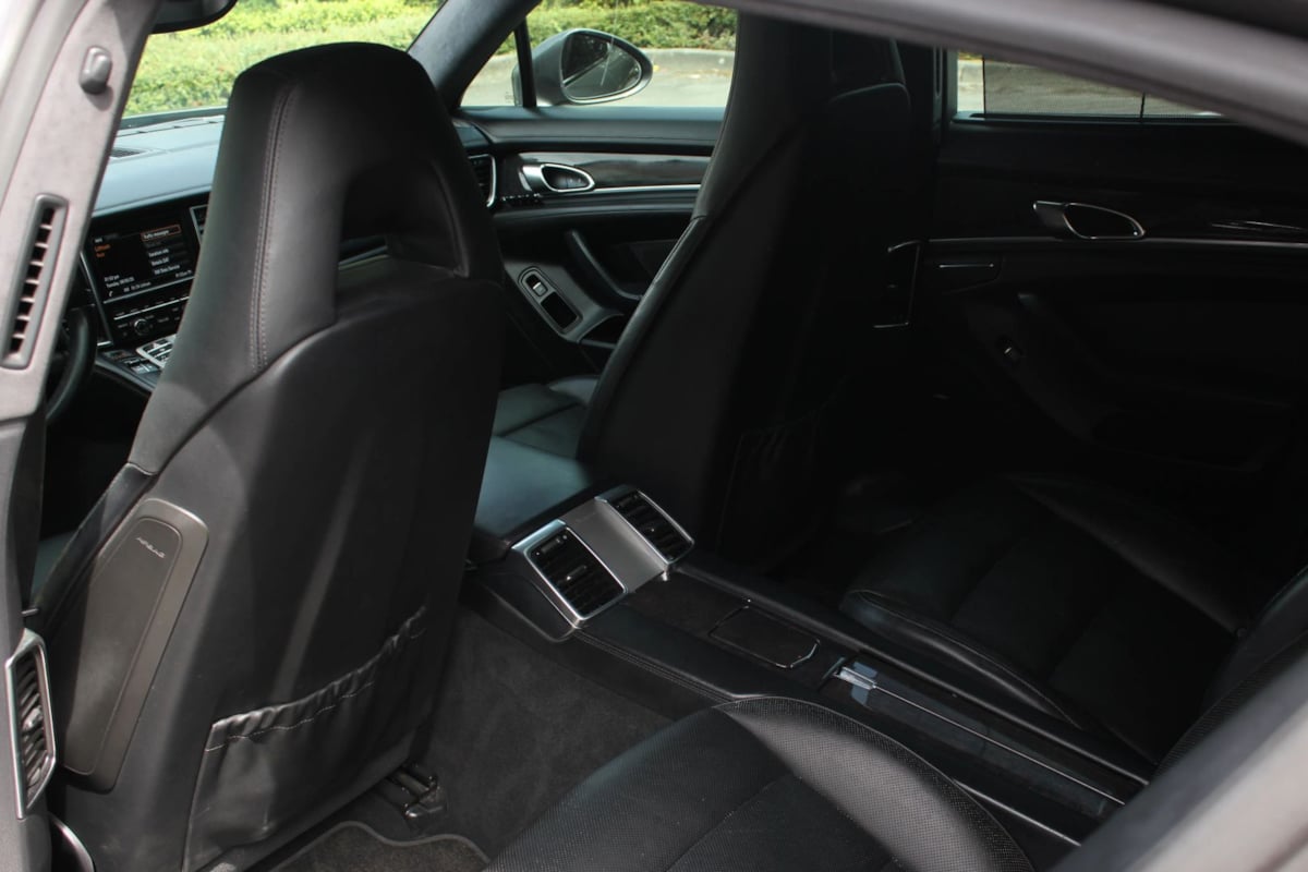 2013 Porsche Panamera GTS - Photo 32