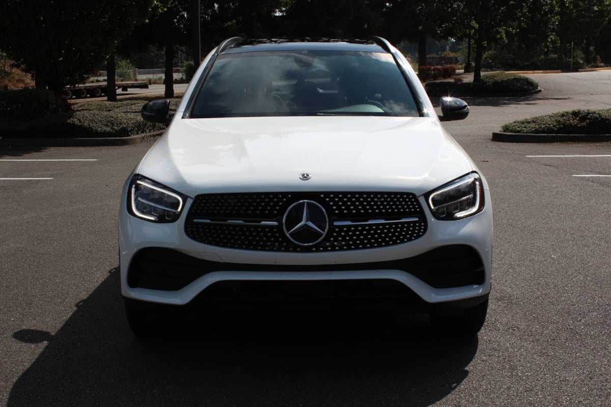 2020 Mercedes Benz GLC 300 AMG photo 2