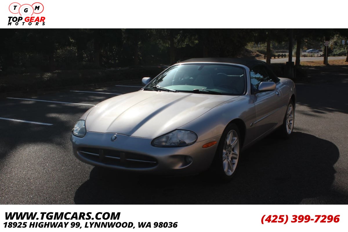 2000 Jaguar XK XK8's photo
