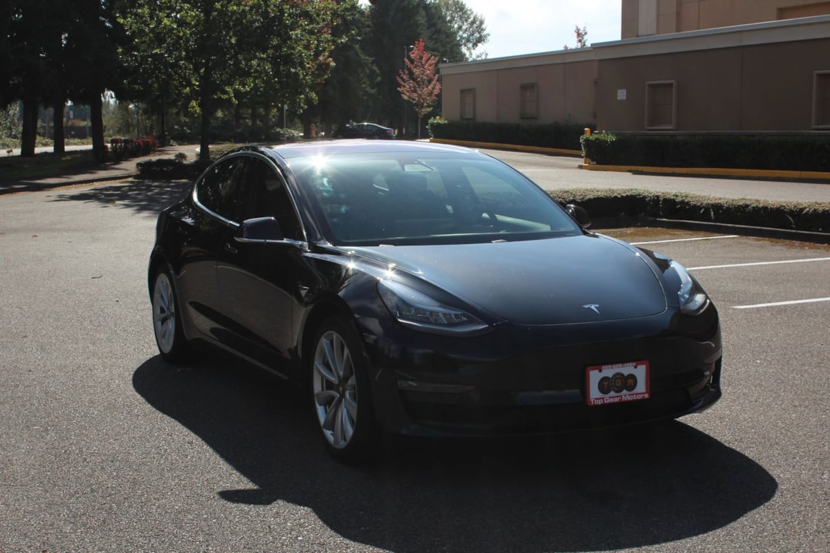 2018 Tesla Model 3 Long Range photo 3