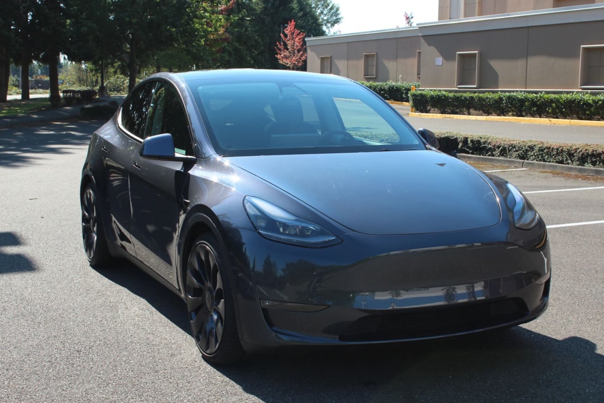 2022 Tesla Model Y Performance photo 3