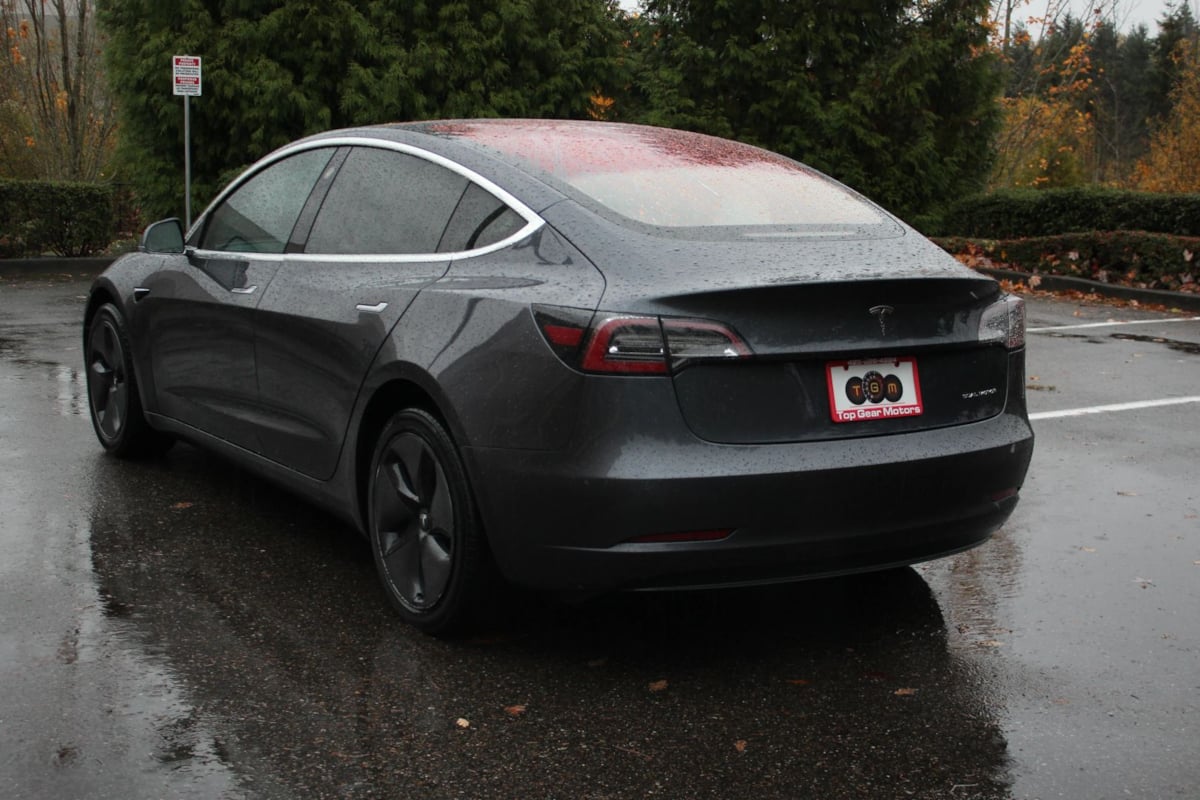 2018 Tesla Model 3 Long Range photo 4