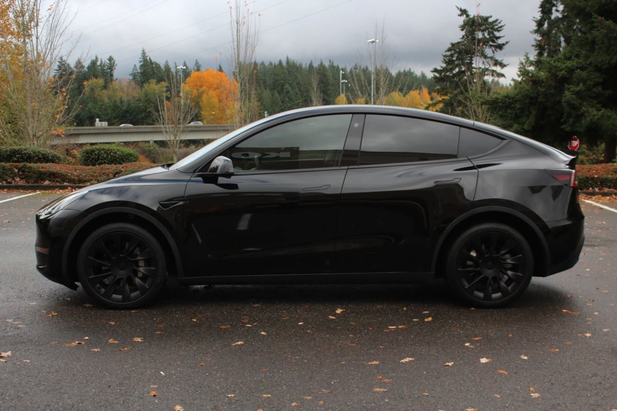 2022 Tesla Model Y Long Range photo 4