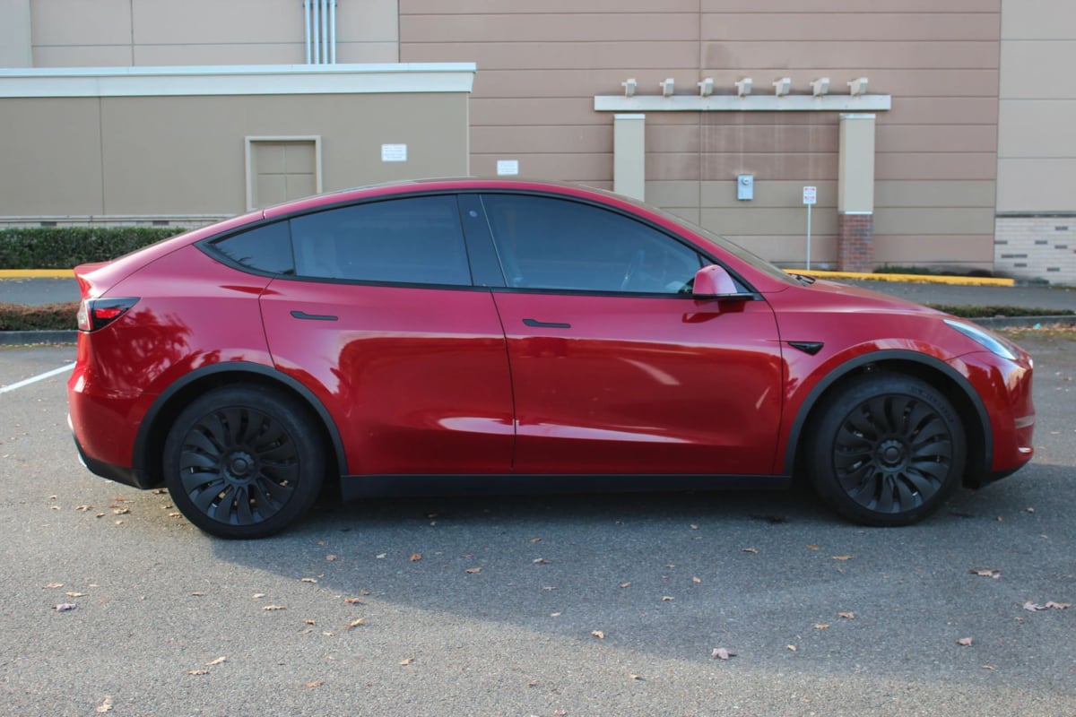2020 Tesla Model Y Long Range photo 4