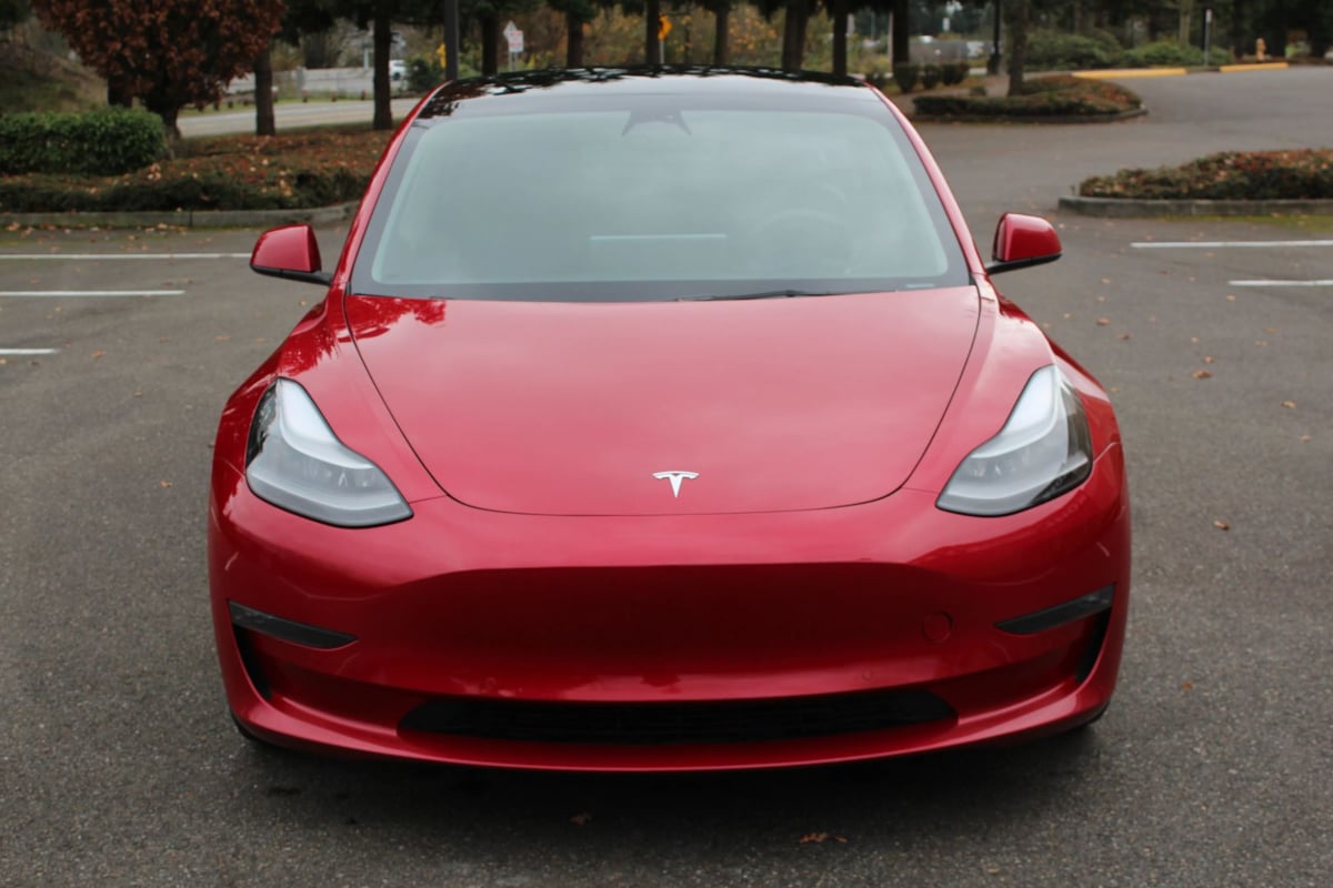 2022 Tesla Model 3 Long Range photo 2