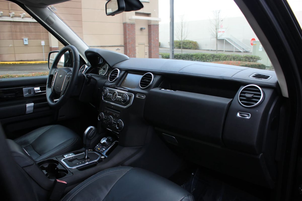 2011 Land Rover LR4 Base - Photo 25