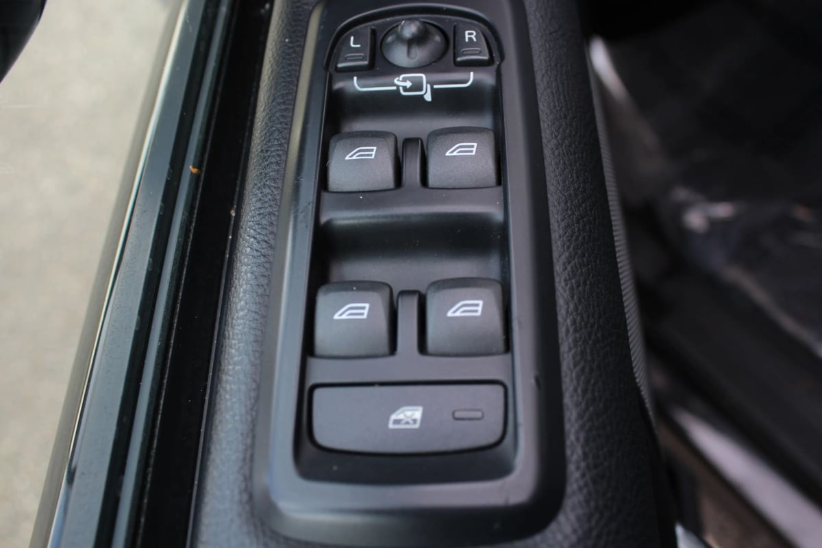 2011 Land Rover LR4 Base - Photo 31