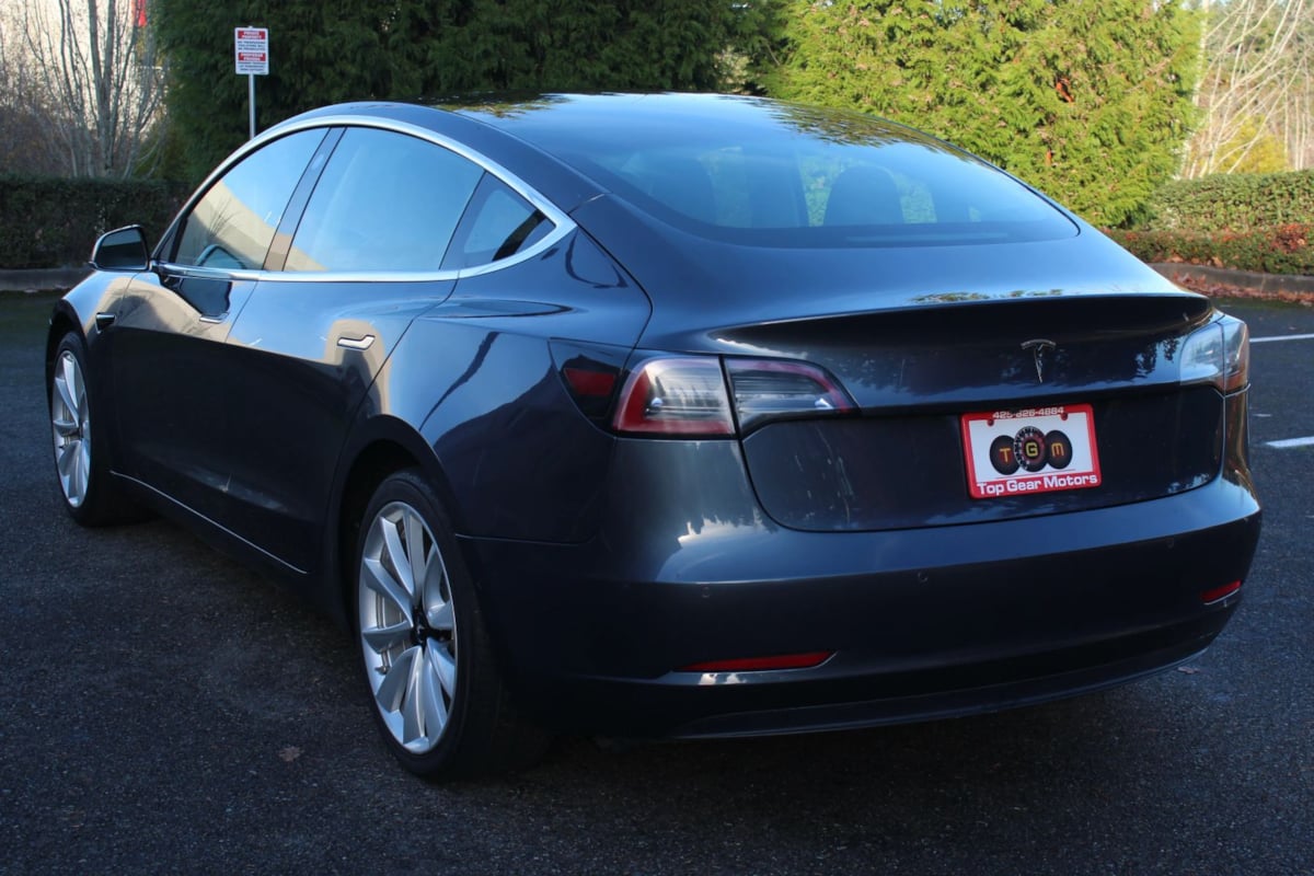 2018 Tesla Model 3 Long Range photo 4