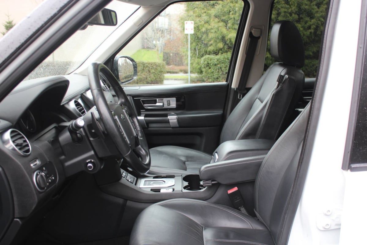 2016 Land Rover LR4 HSE LUX - Photo 10