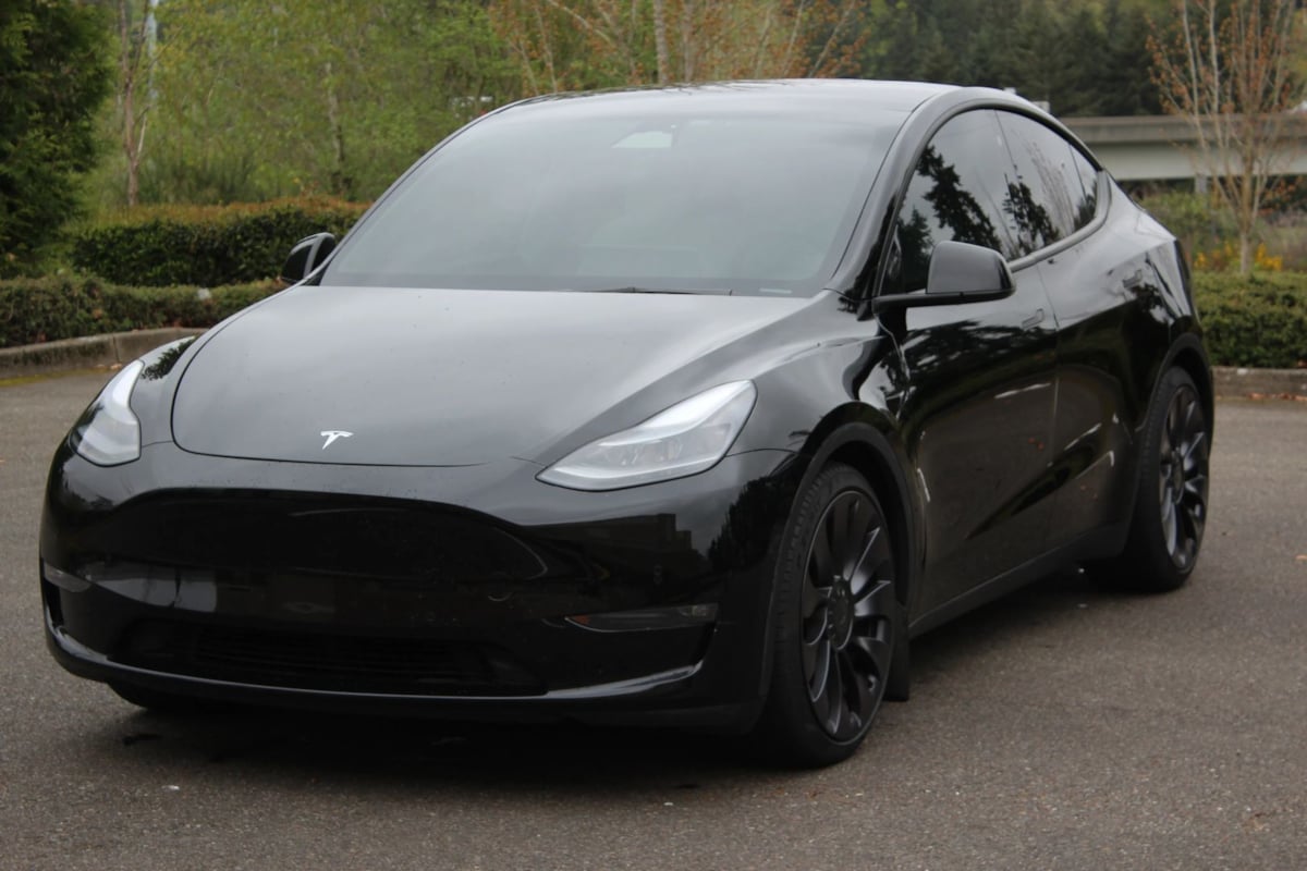 2021 Tesla Model Y Performance Dual Motor All-Wheel Drive's photo