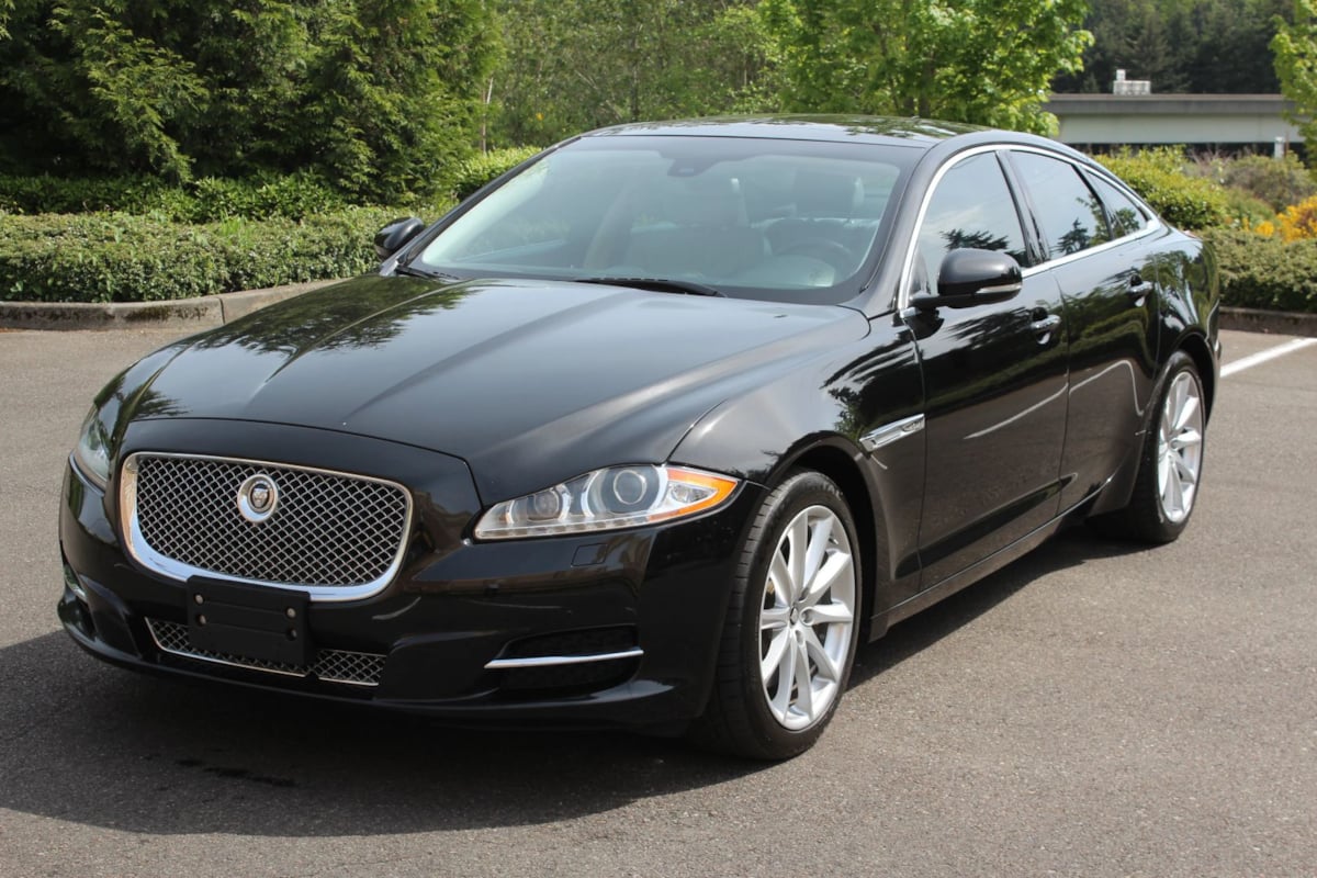 2013 Jaguar XJ XJ AWD's photo