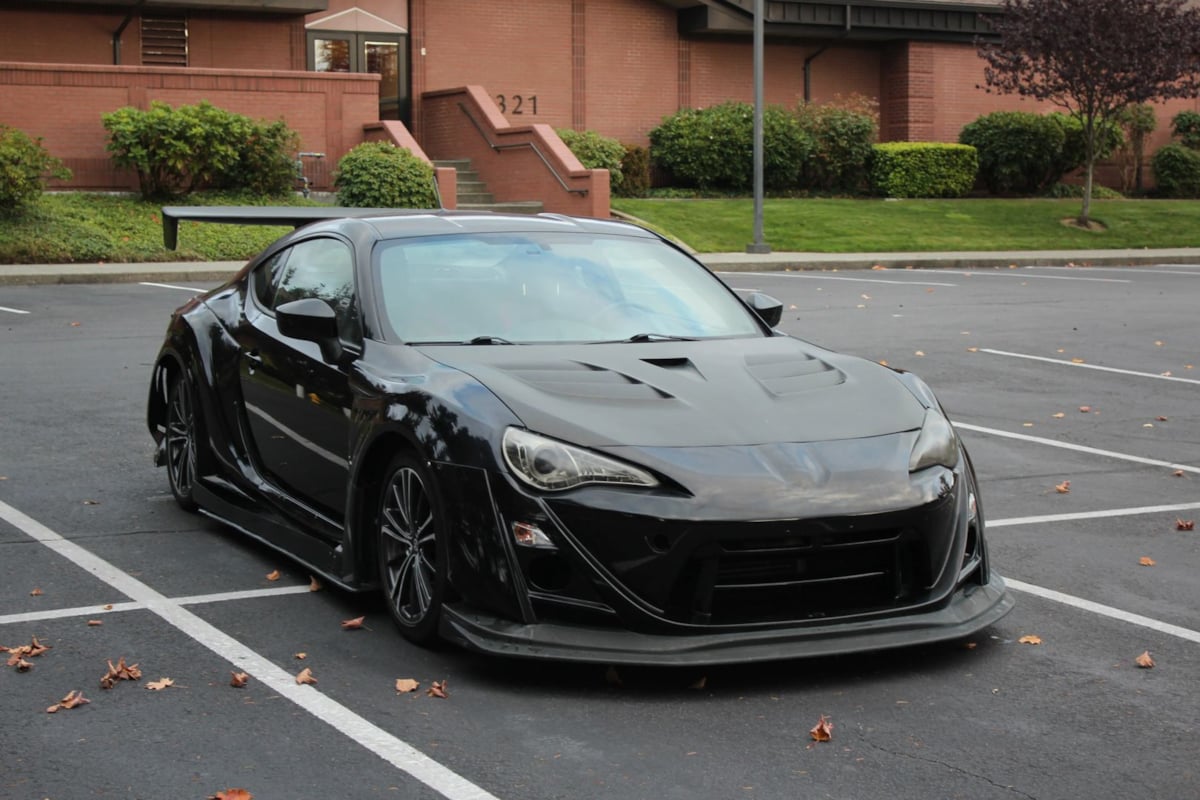 Photo 3 of this Scion FR-S
