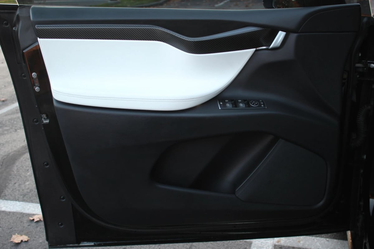 Photo 9 of this Tesla Model X