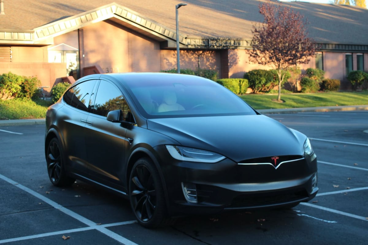 Photo 3 of this Tesla Model X