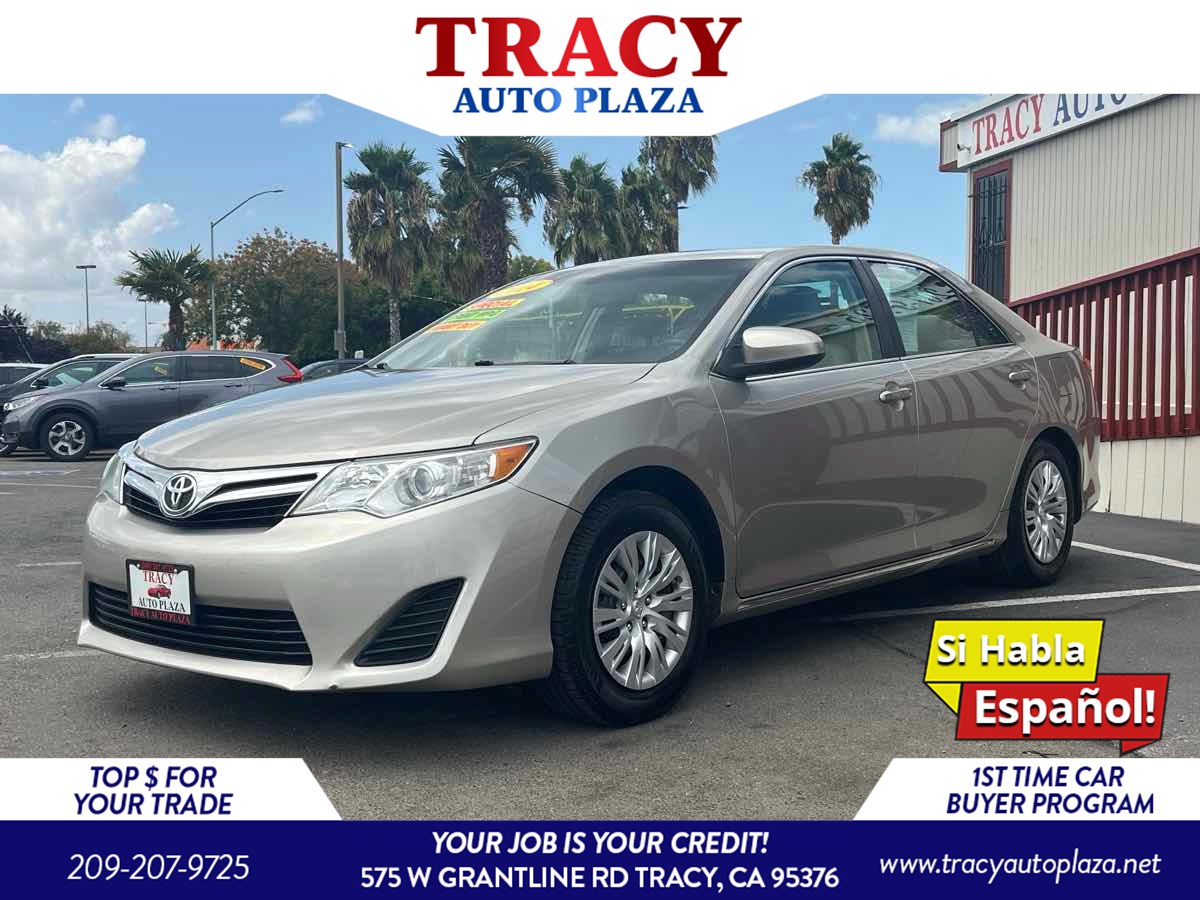 2014 Toyota Camry LE