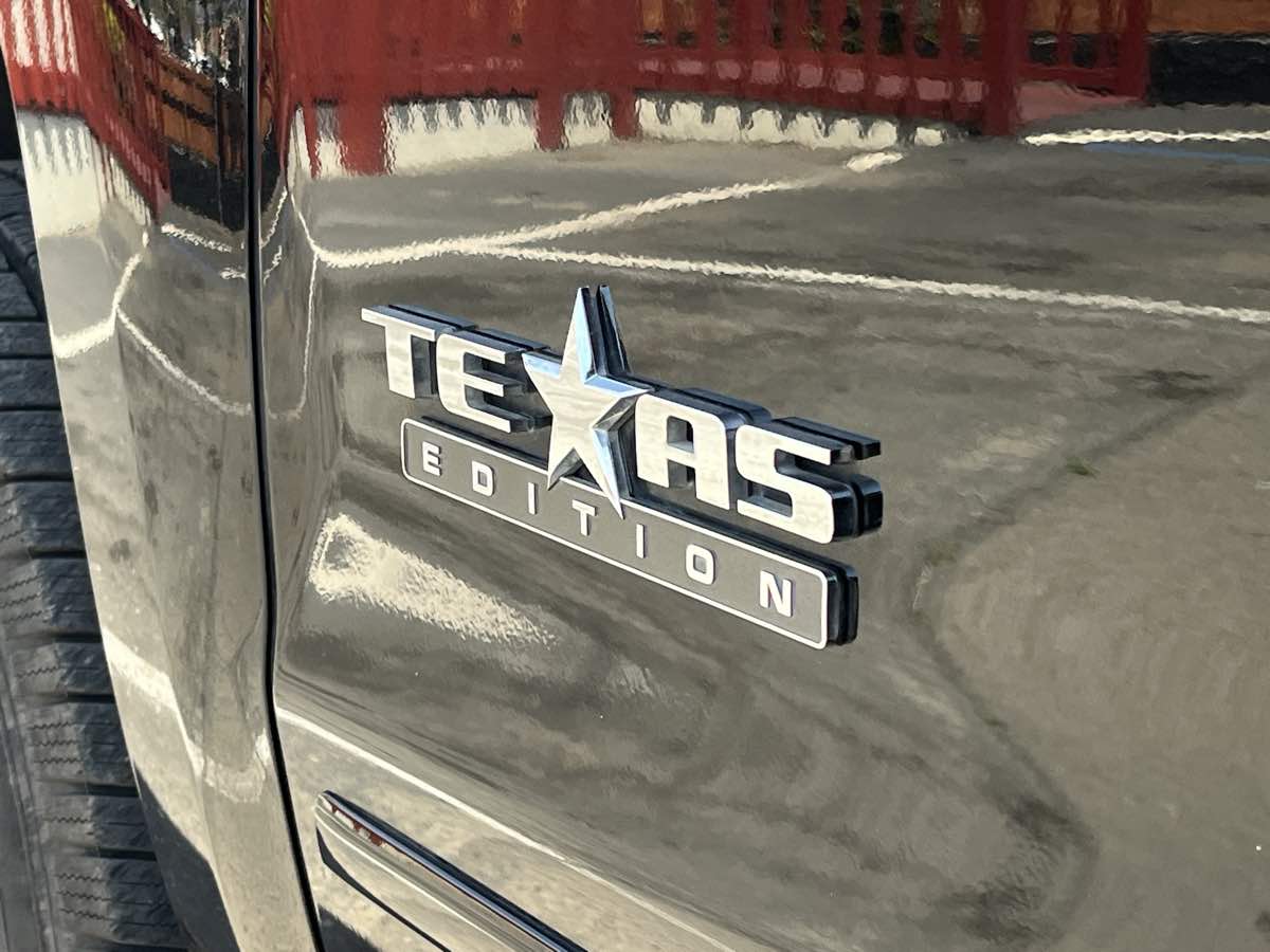 2018 Chevrolet Silverado 1500 LT - Photo 11