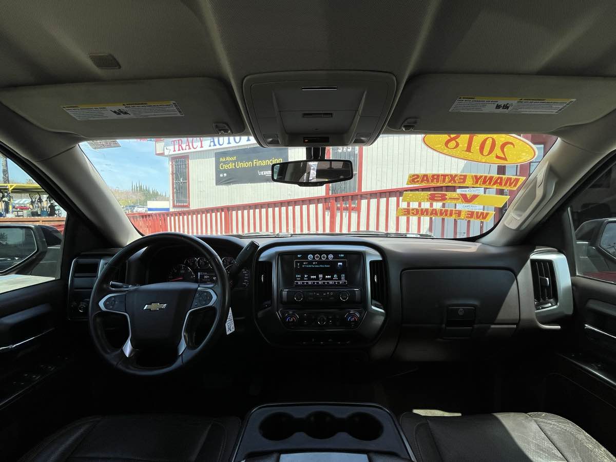 2018 Chevrolet Silverado 1500 LT - Photo 15