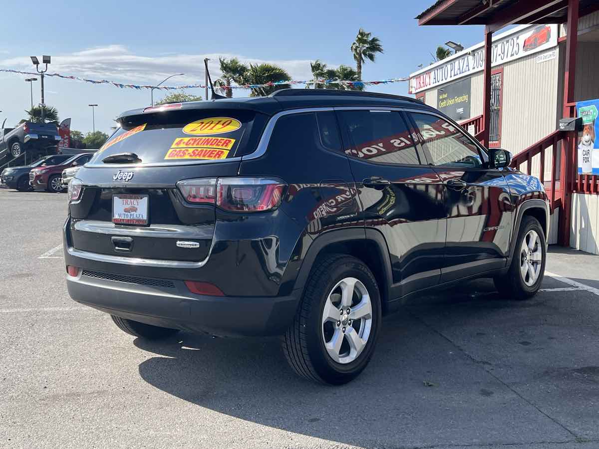 2019 Jeep Compass Latitude - Photo 4