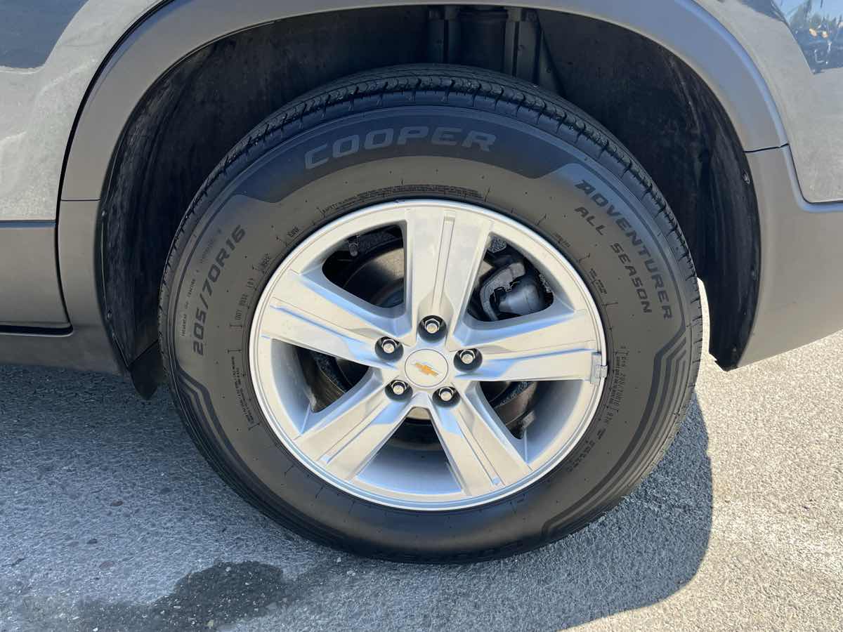 2021 Chevrolet Trax LT - Photo 12