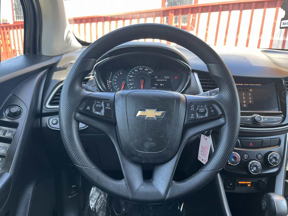 2021 Chevrolet Trax LT - Photo 17