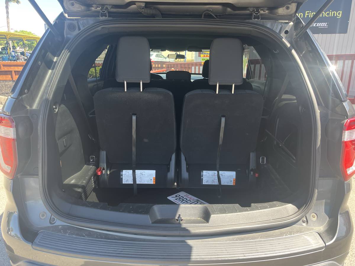 2019 Ford Explorer XLT - Photo 11