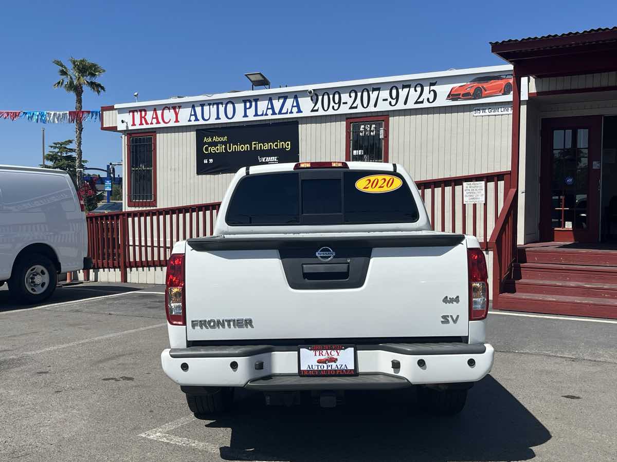 2020 Nissan Frontier SV - Photo 5