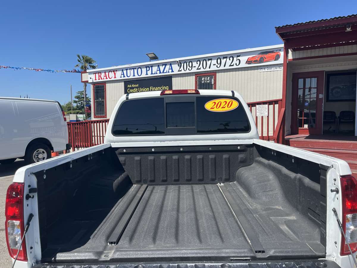 2020 Nissan Frontier SV - Photo 12