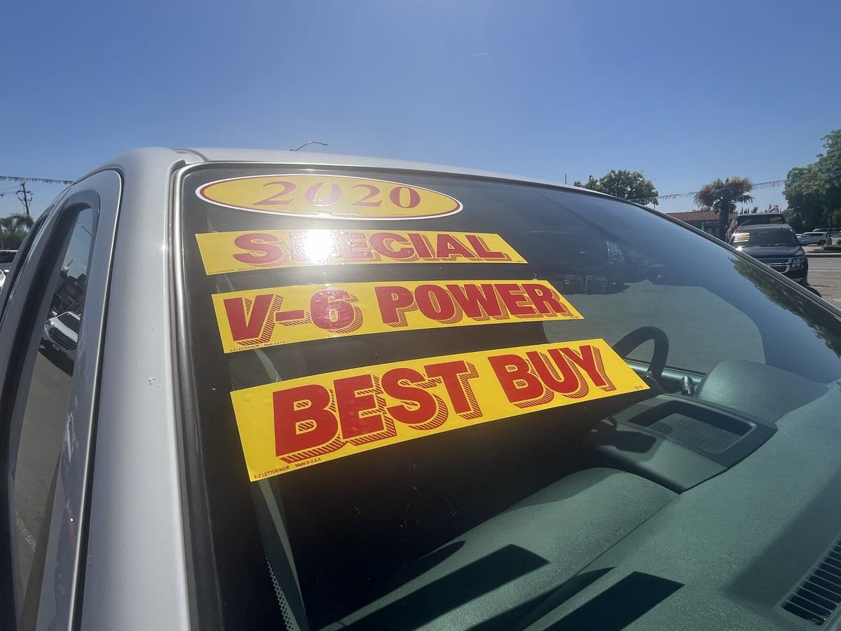 2020 Nissan Frontier SV - Photo 25