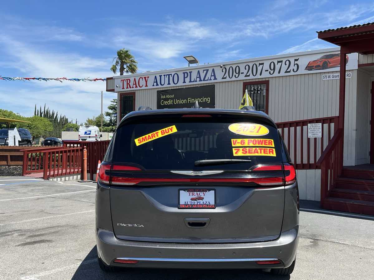 2021 Chrysler Pacifica Touring - Photo 5