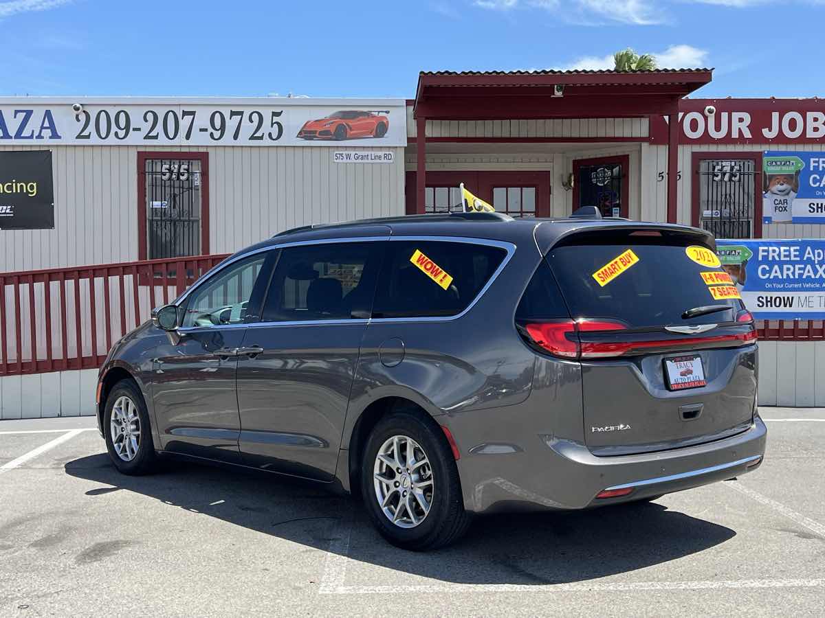 2021 Chrysler Pacifica Touring - Photo 6
