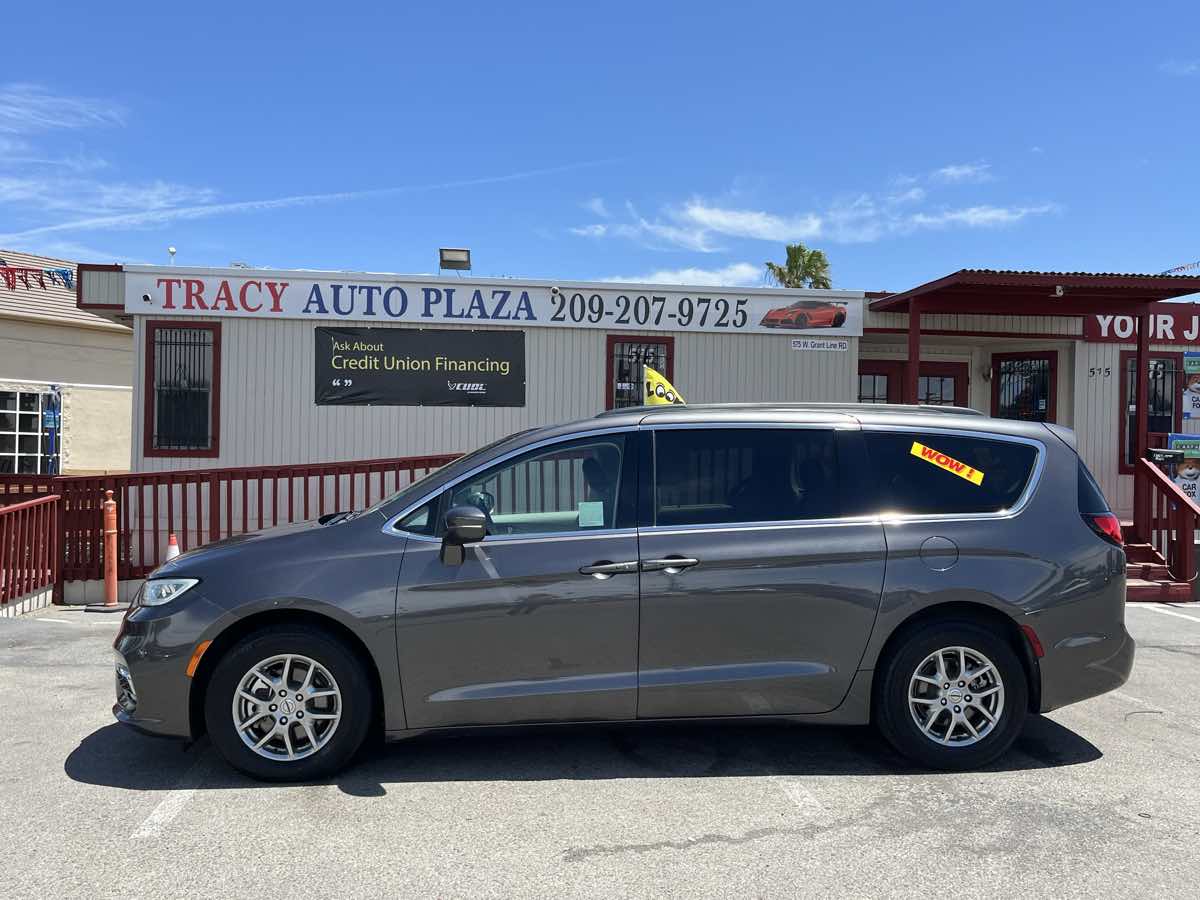 2021 Chrysler Pacifica Touring - Photo 7