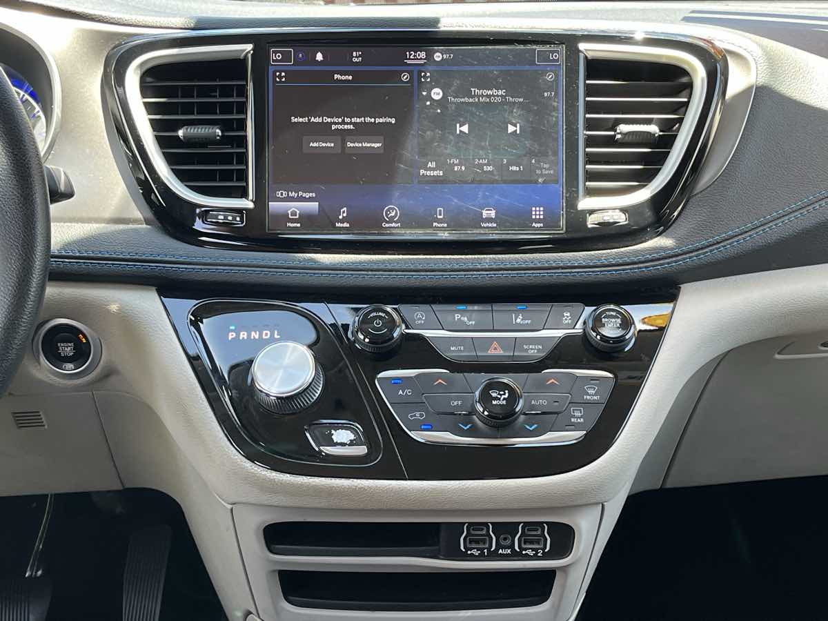 2021 Chrysler Pacifica Touring - Photo 20