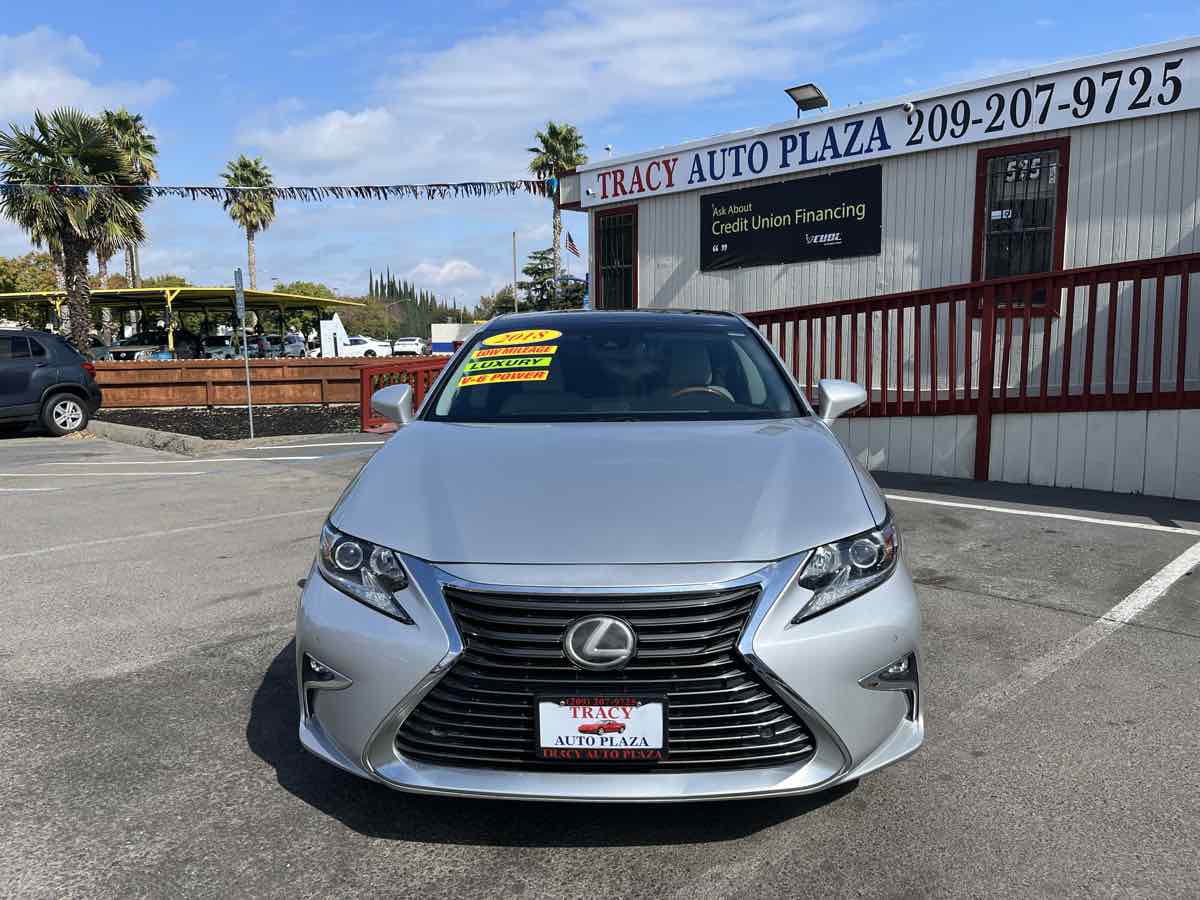 2018 Lexus ES 350 - Photo 2