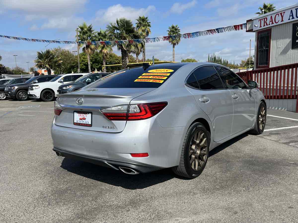 2018 Lexus ES 350 - Photo 4
