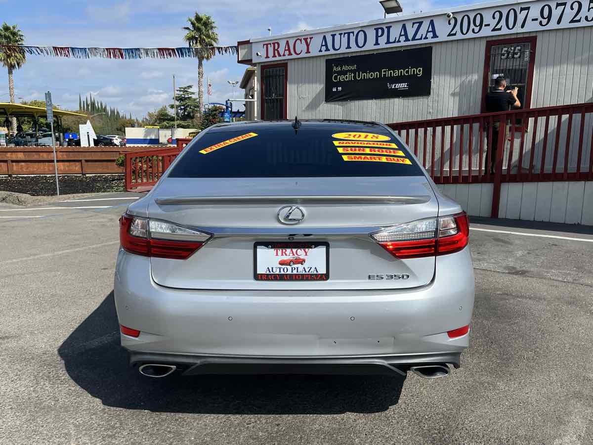 2018 Lexus ES 350 - Photo 5