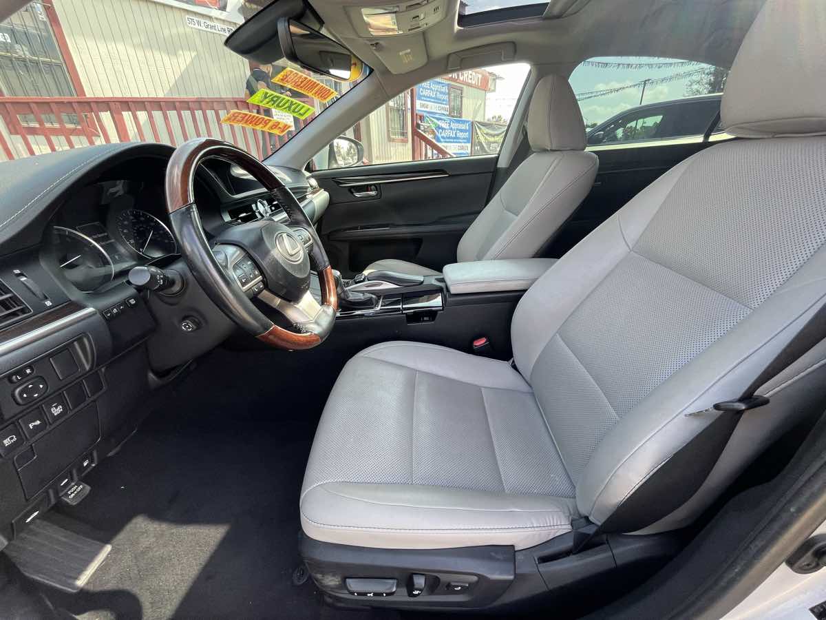 2018 Lexus ES 350 - Photo 14