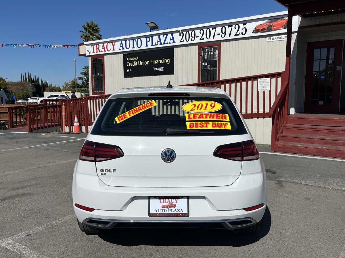 2019 Volkswagen Golf SE - Photo 5