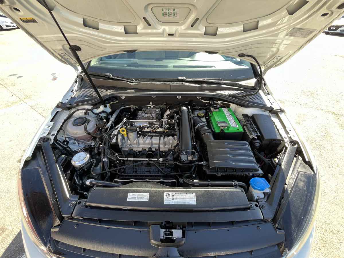 2019 Volkswagen Golf SE - Photo 20
