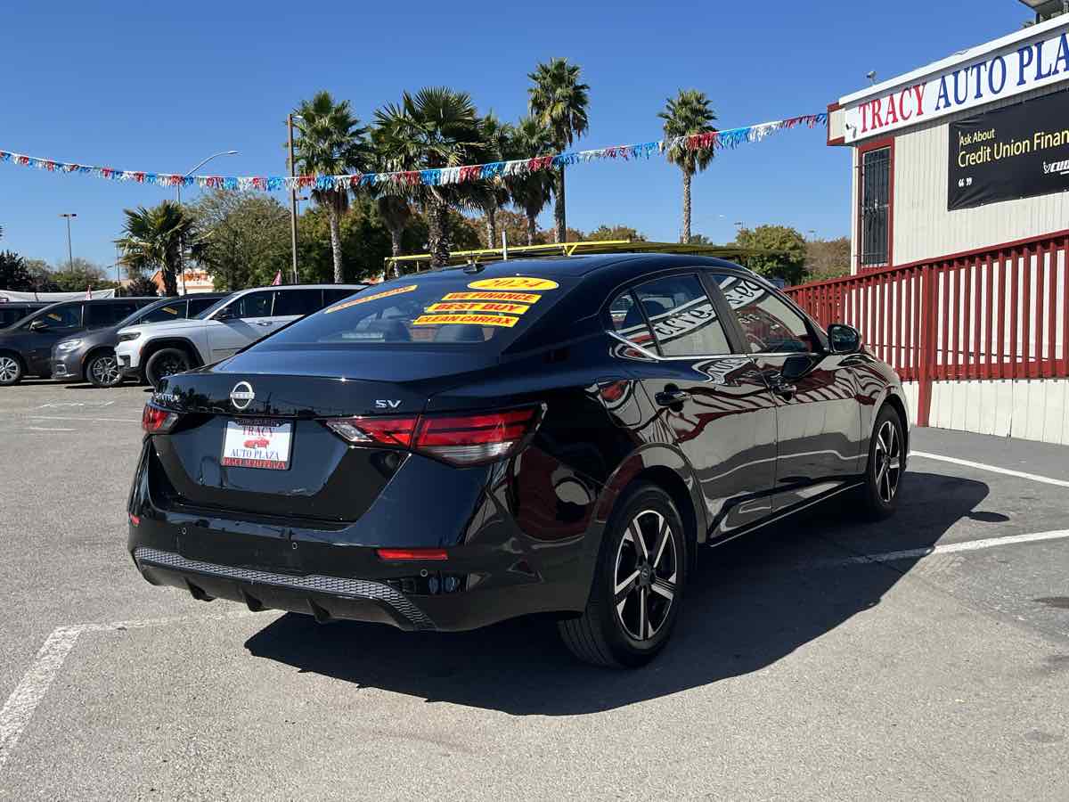 2024 Nissan Sentra SV - Photo 4
