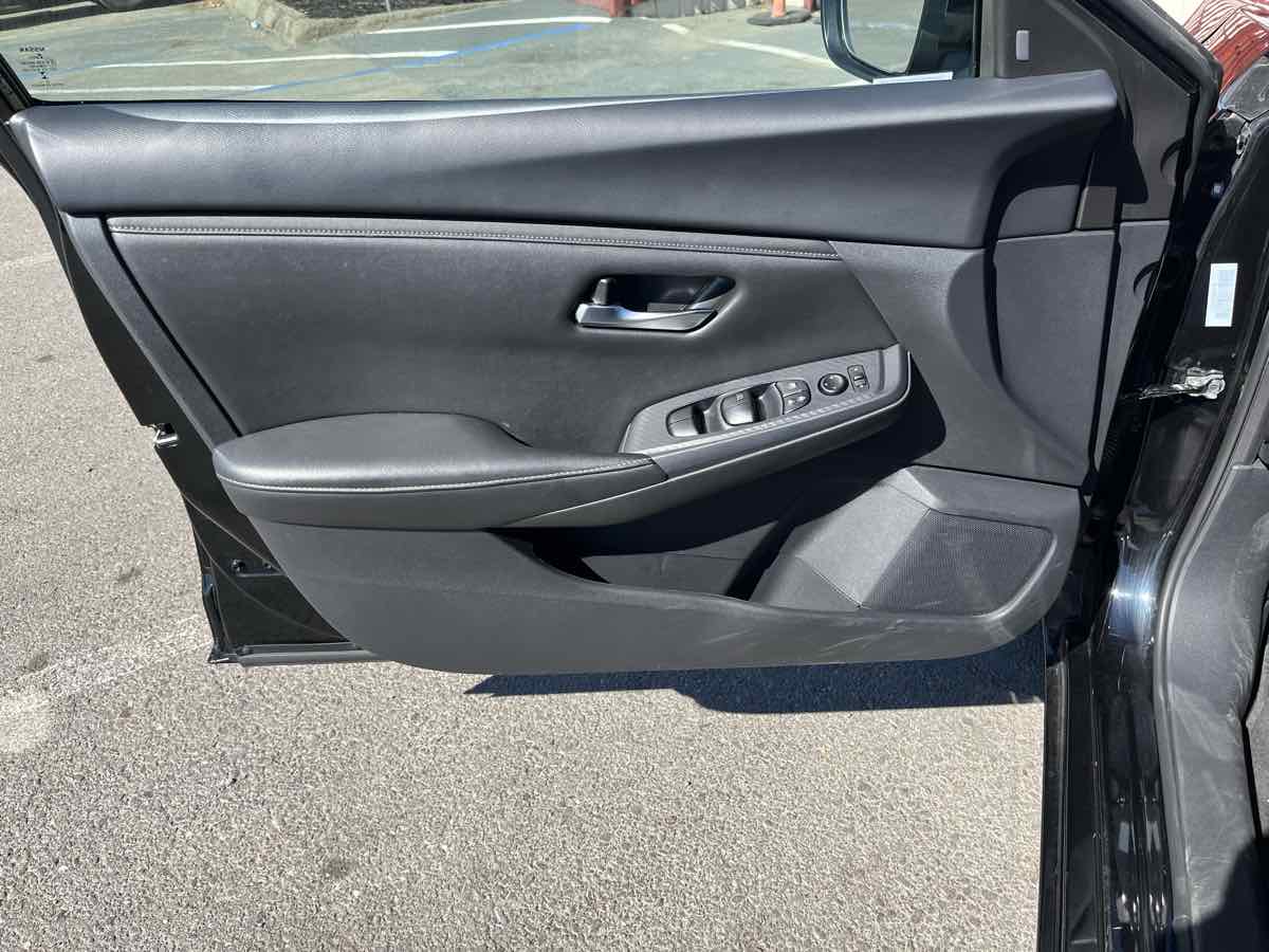 2024 Nissan Sentra SV - Photo 12
