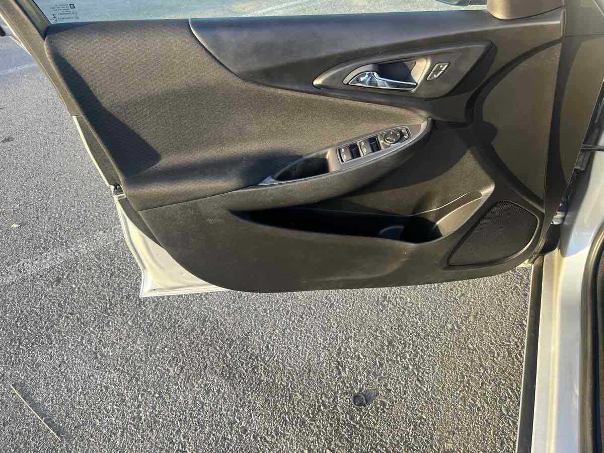 2020 Chevrolet Malibu 1LS - Photo 11