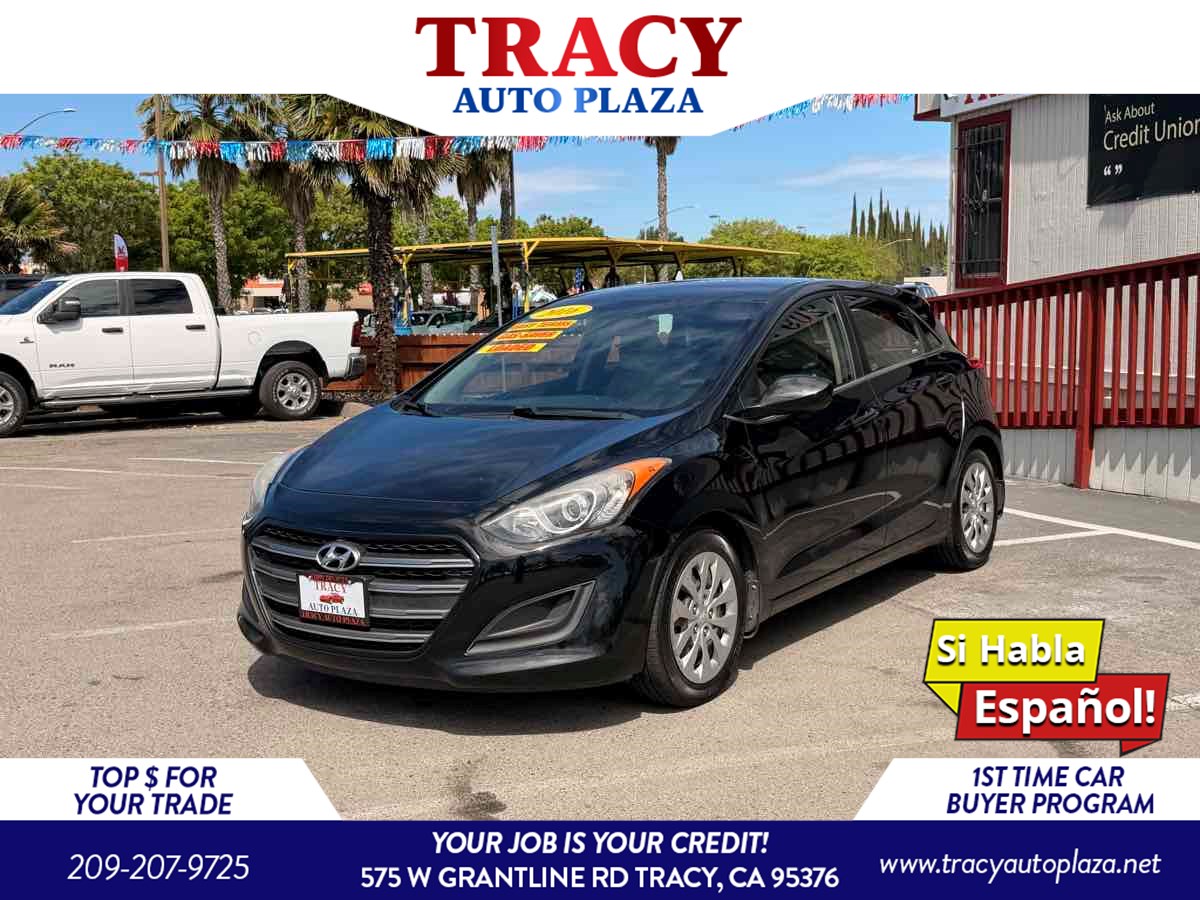 2016 Hyundai Elantra GT 2.0L 6-Speed A/T's photo
