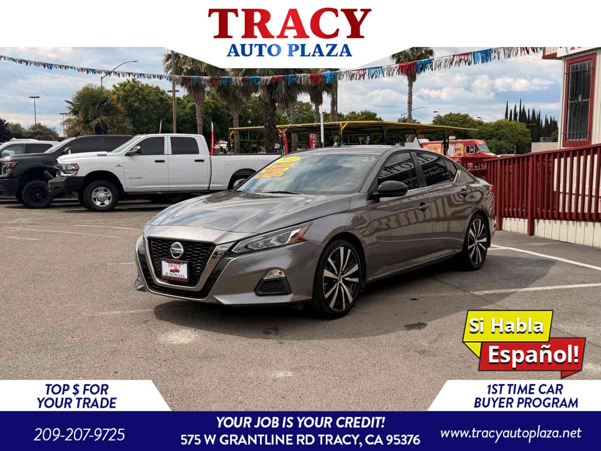 2022 Nissan Altima 2.0 VC-T SR's photo