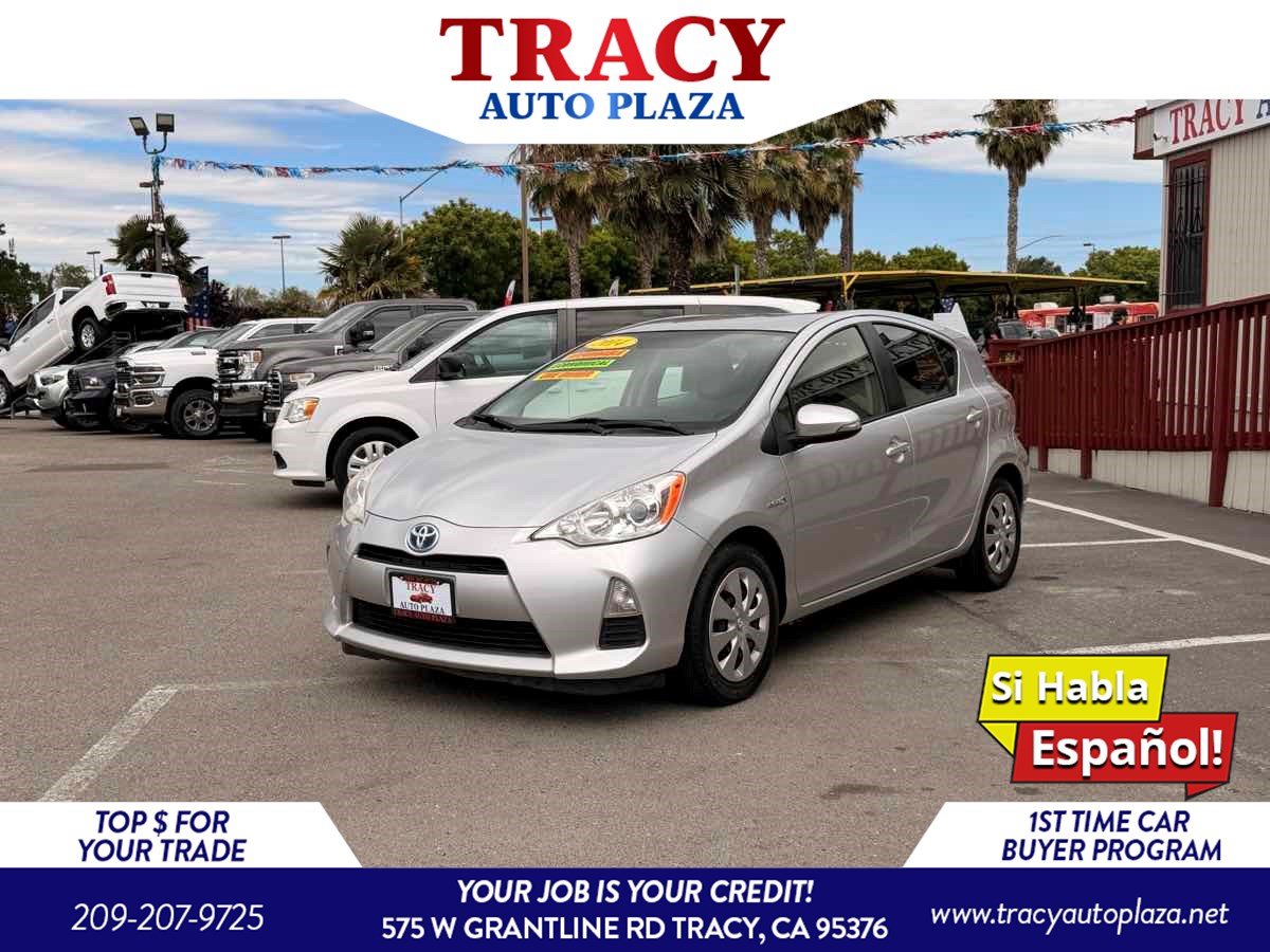 2014 Toyota Prius c One's photo