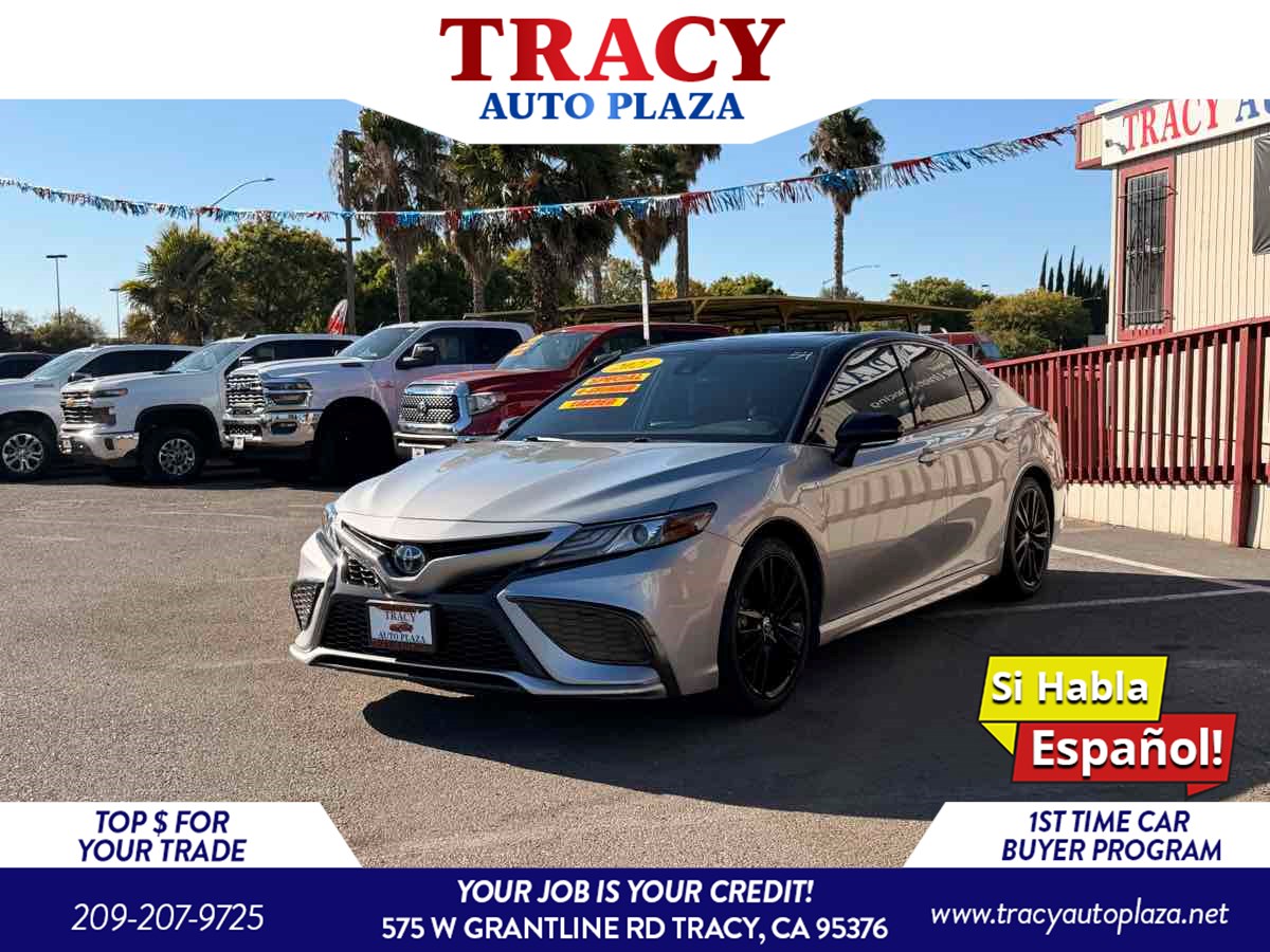 2021 Toyota Camry Hybrid XSE