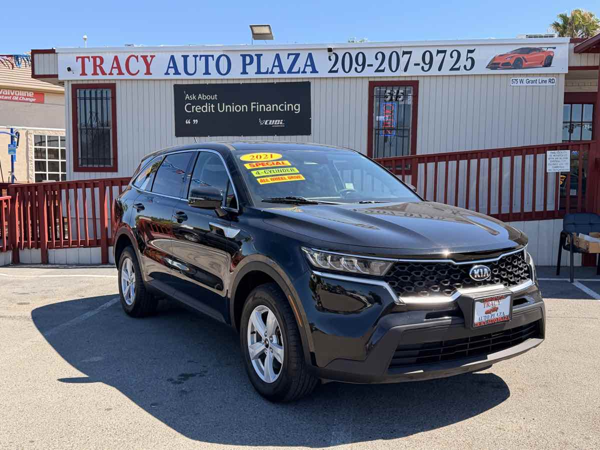 2021 Kia Sorento LX - Photo 3