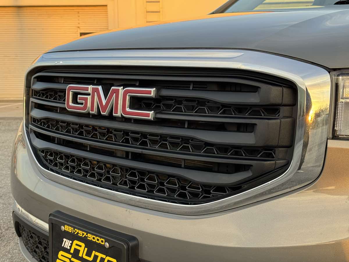 2019 Gmc Acadia SLE photo 12