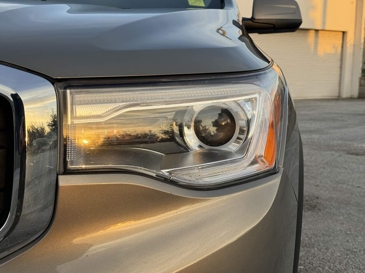 2019 Gmc Acadia SLE photo 13