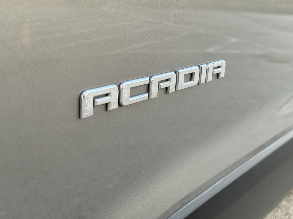 2019 Gmc Acadia SLE photo 14