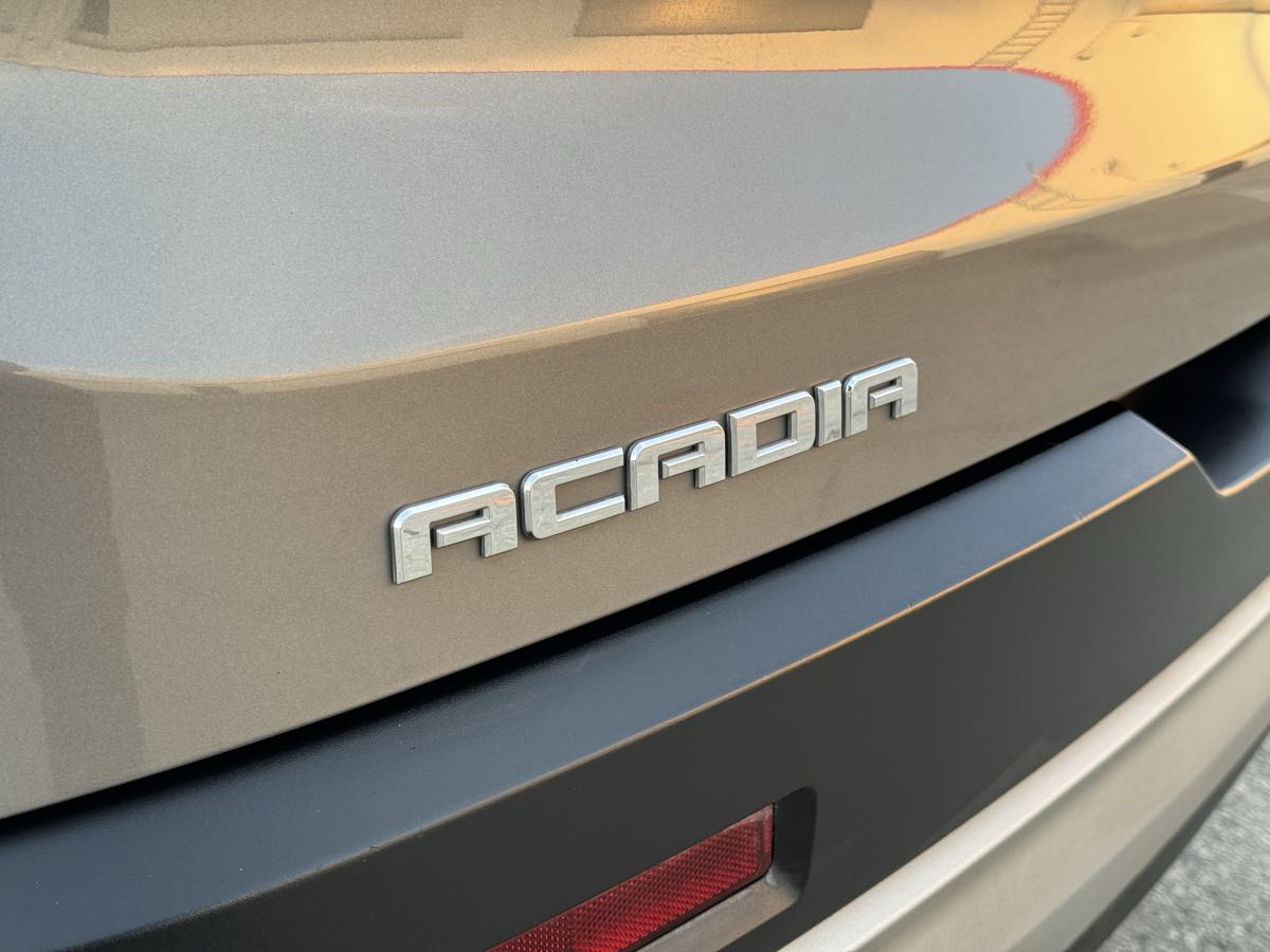 2019 Gmc Acadia SLE photo 18